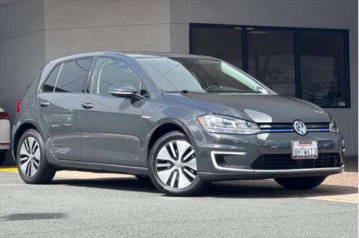 2019 Volkswagen e-Golf SE