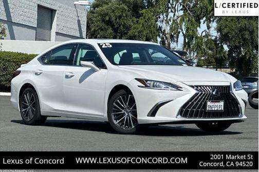 2025 Lexus ES 300h Base