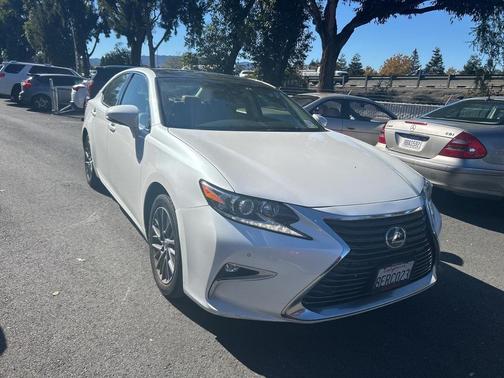2018 Lexus ES 350 Base