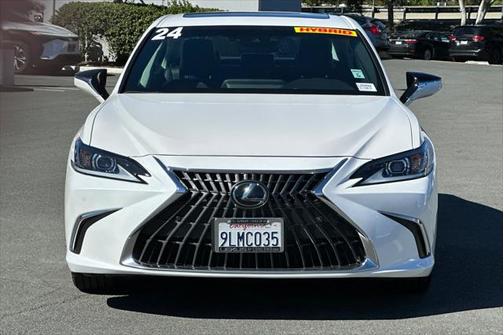 2024 Lexus ES 300h Base