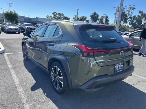 2021 Lexus UX 250h Base