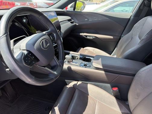 Eminent White Pearl 2023 Lexus RX 350 Luxury