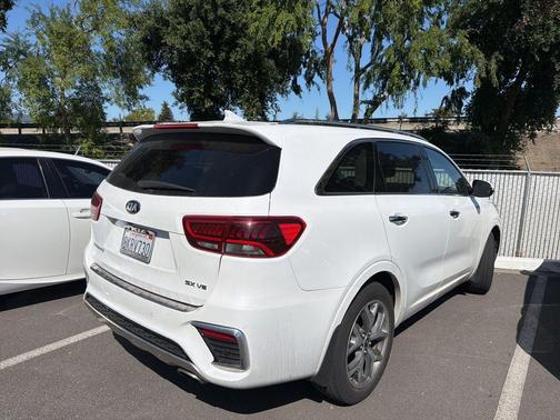 Snow White Pearl 2019 Kia Sorento SX