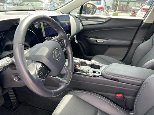 2025 Lexus NX 350 Premium