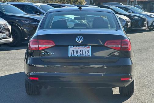 2015 Volkswagen Jetta Man SE