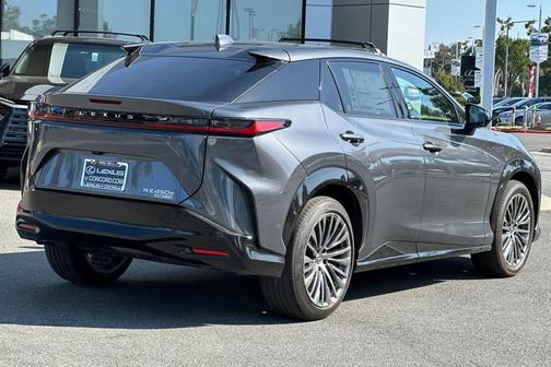 2025 Lexus RZ 450e Luxury