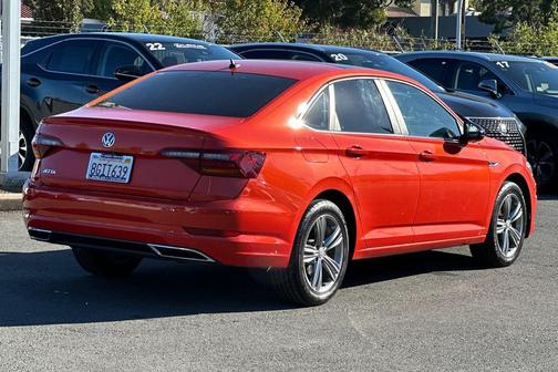 2019 Volkswagen Jetta 1.4T R-Line