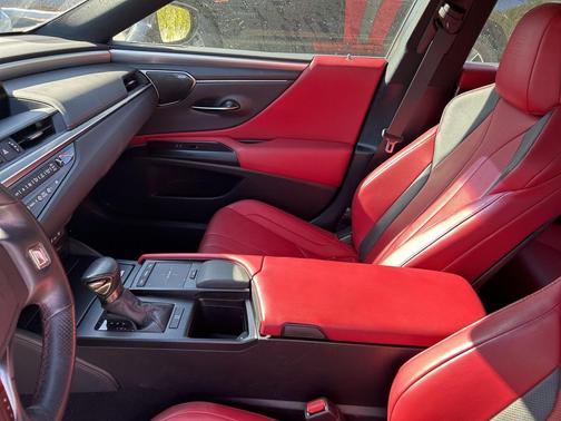2021 Lexus ES 350 F Sport