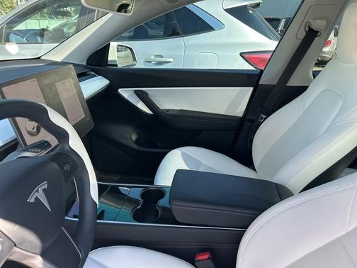 2020 Tesla Model Y Long Range Dual Motor All-Wheel Drive
