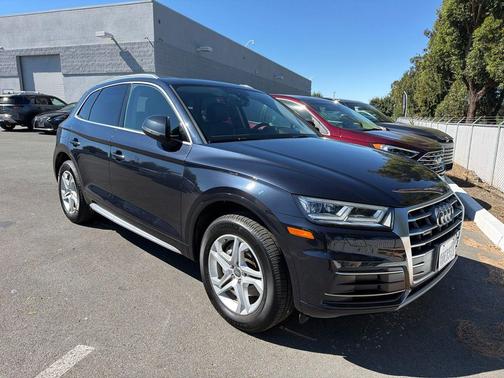 Moonlight Blue 2018 Audi Q5 2.0T Tech Premium