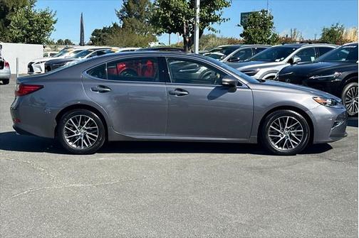 2017 Lexus ES 350 Base