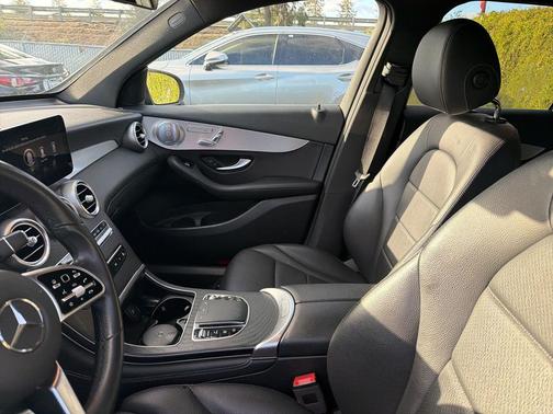2020 Mercedes-Benz GLC 300 4MATIC