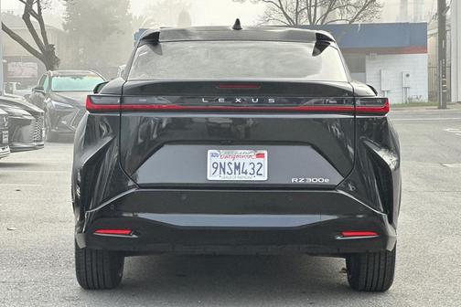 2024 Lexus RZ 300e Premium