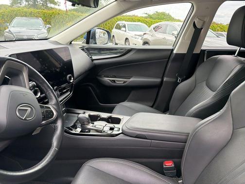 2024 Lexus NX 350h Premium