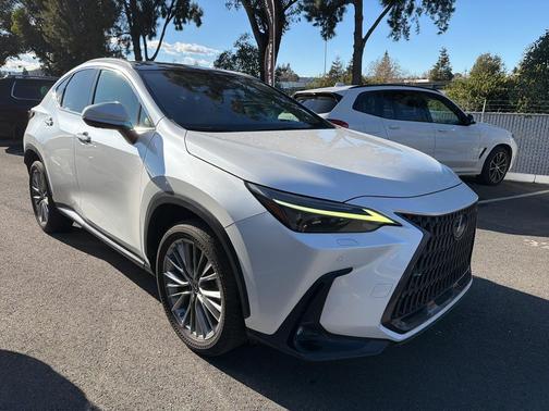 2022 Lexus NX 350h Luxury