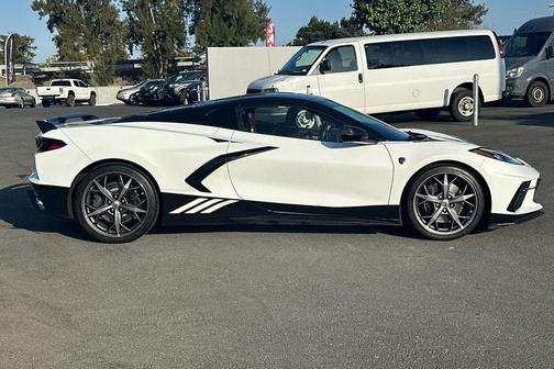 2021 Chevrolet Corvette Stingray w/3LT