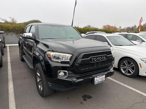 2017 Toyota Tacoma Limited