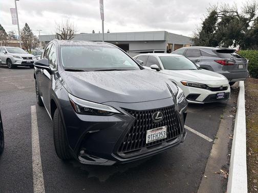 2025 Lexus NX 350h Premium