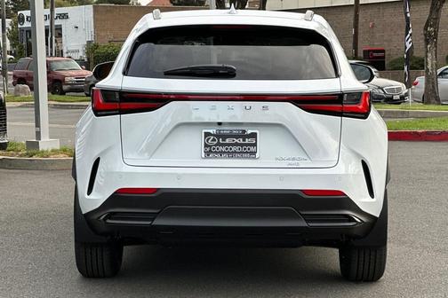 2026 Lexus NX 450h+ NX 450h+ Luxury