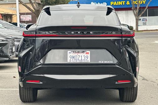 2024 Lexus RZ 300e Premium