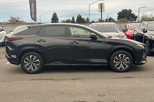 2024 Lexus RZ 300e Premium