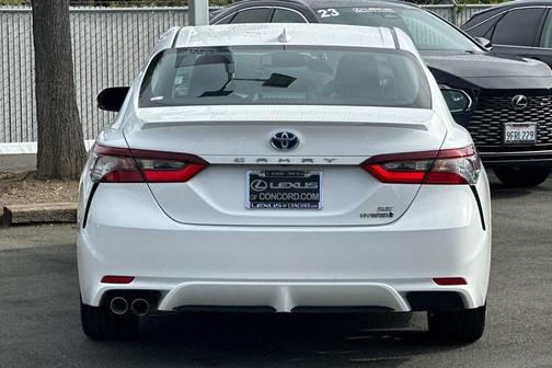 2024 Toyota Camry Hybrid SE
