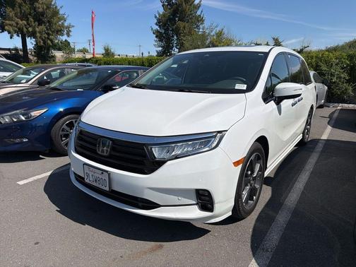 Platinum White Pearl 2024 Honda Odyssey Elite