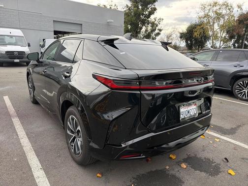 2025 Lexus RZ 300e 300e Premium