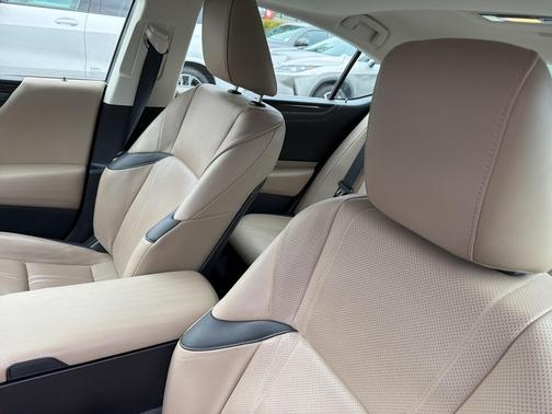 2019 Lexus ES 300h Luxury