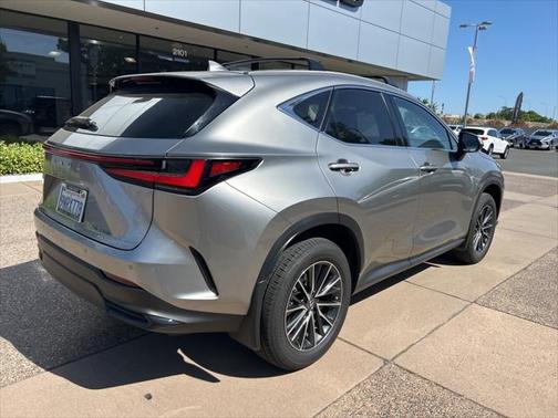 2025 Lexus NX 350h Premium