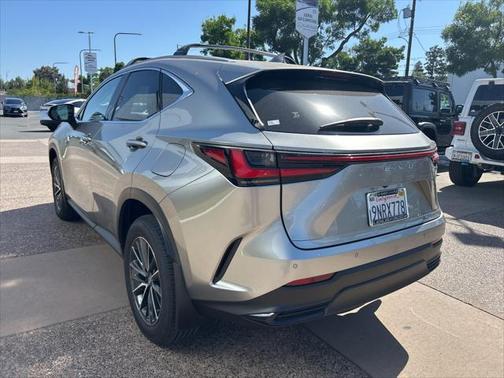 2025 Lexus NX 350h Premium