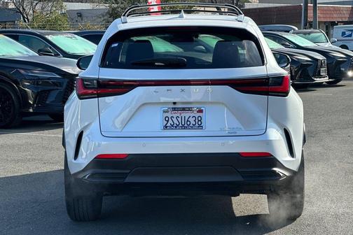 2025 Lexus NX 350h Premium