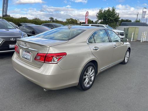 2010 Lexus ES 350 Base