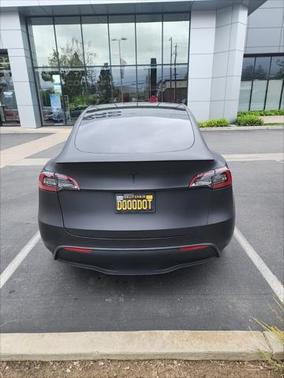 2022 Tesla Model Y Performance Dual Motor All-Wheel Drive