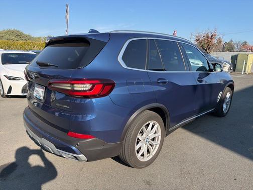 2022 BMW X5 PHEV xDrive45e