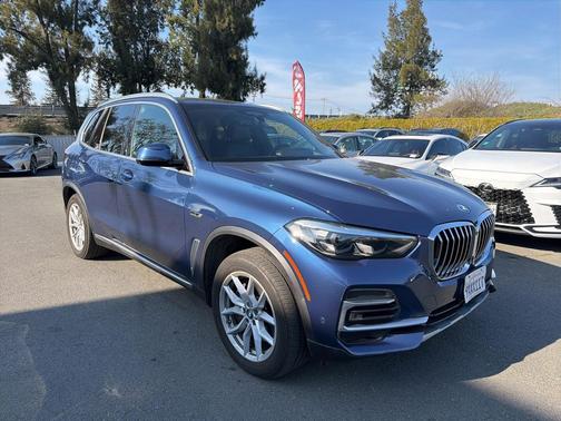 2022 BMW X5 PHEV xDrive45e