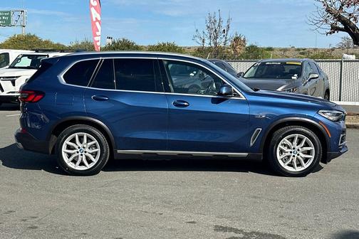 2022 BMW X5 PHEV xDrive45e