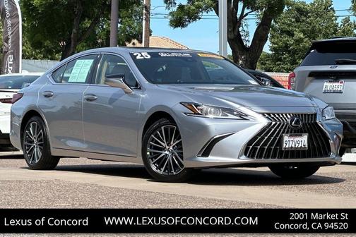 Iridium 2025 Lexus ES 300h Base
