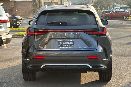 2026 Lexus NX 450h+ F SPORT Handling