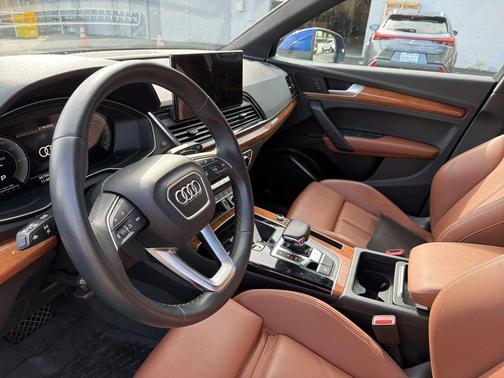 2022 Audi Q5 55 S line Premium