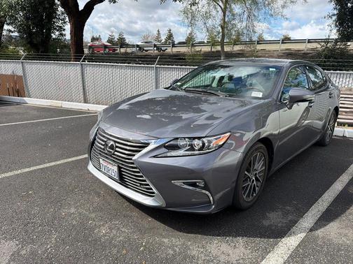 2017 Lexus ES 350 Base