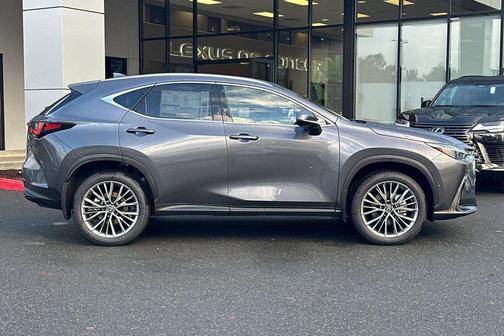 2026 Lexus NX 350h Luxury