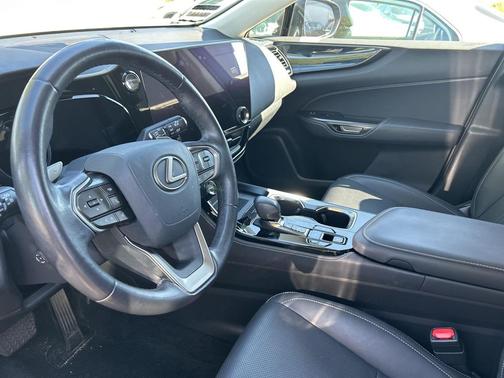 2022 Lexus NX 350h Premium