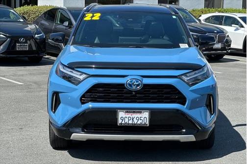 2022 Toyota RAV4 Hybrid SE