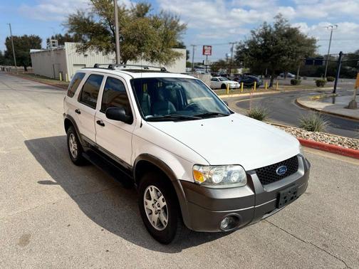 2005 Ford Escape XLT