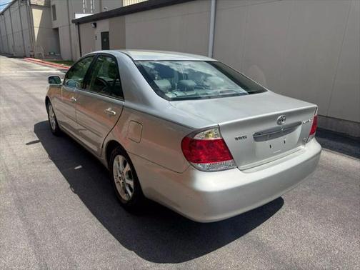 2006 Toyota Camry LE V6