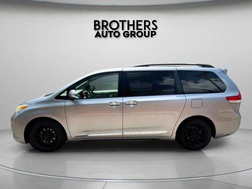 2013 Toyota Sienna Limited