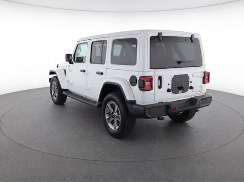 Bright White Clearcoat 2020 Jeep Wrangler Unlimited SAHARA