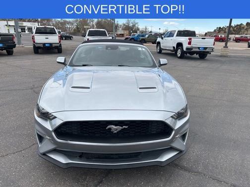 2021 Ford Mustang ECOBOOST PREMIUM