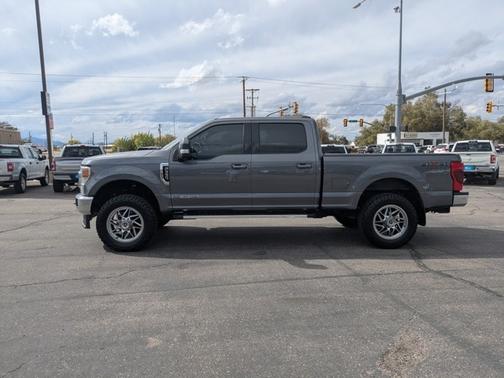 2022 Ford F-350 LARIAT SUPER DUTY